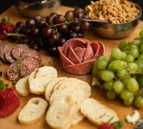 BDBC SquareImageLinks LG charcuterie 1 500x450 - Buffalo Weddings